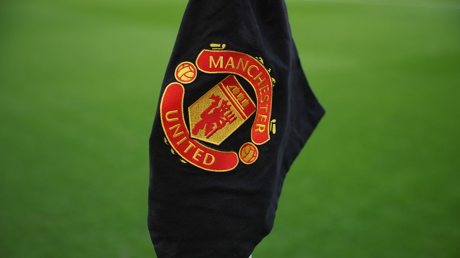 Officiellt: United skriver på nytt kontrakt med talangen