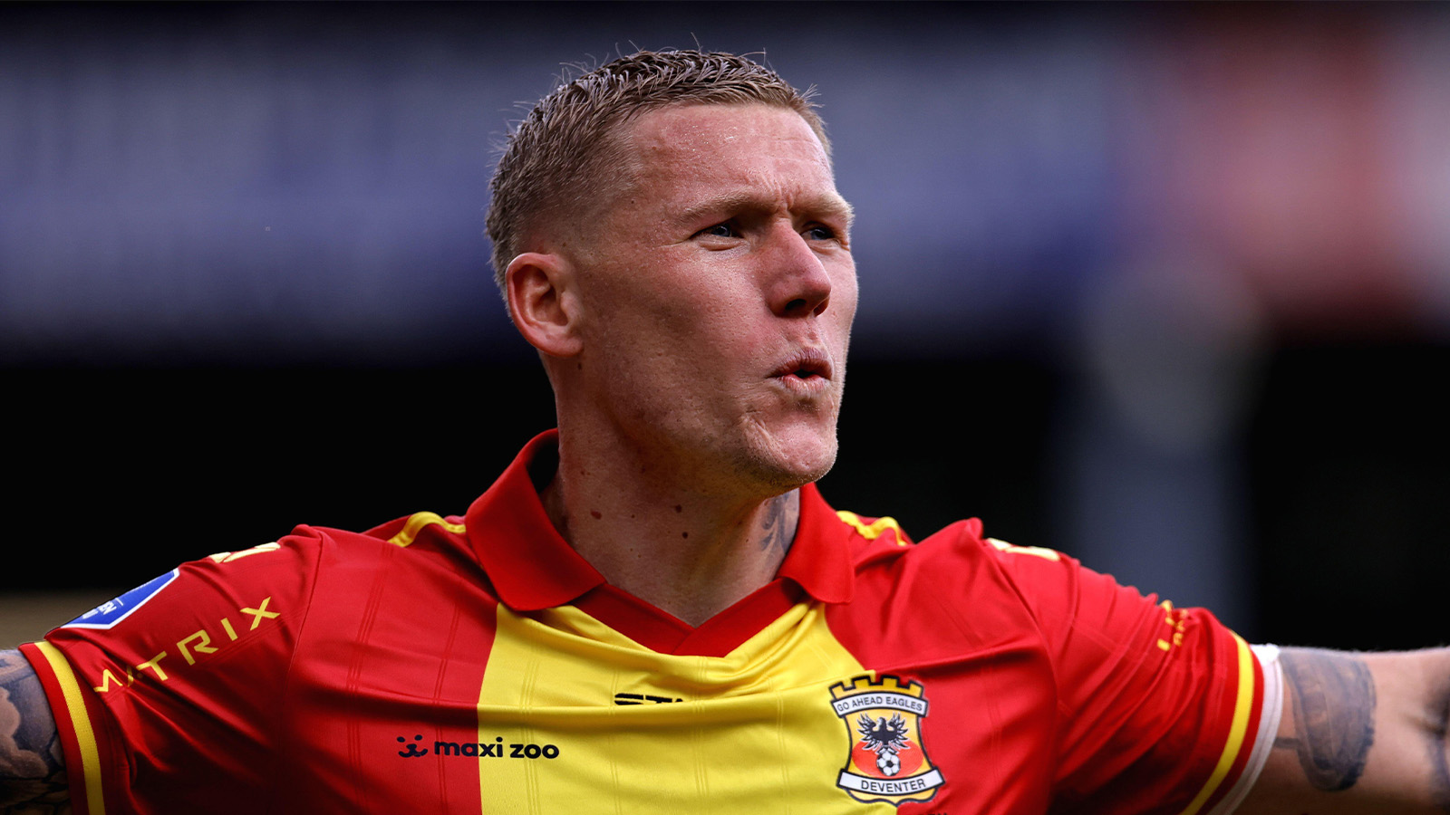 Edvardsen målskytt – efter 90 minuter väntan på matchstart