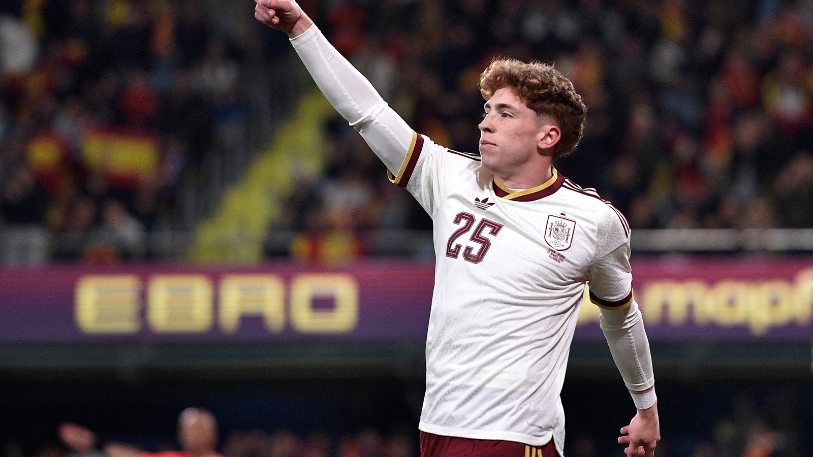 Uppgifter: Roma intresserade av Víctor Muñoz