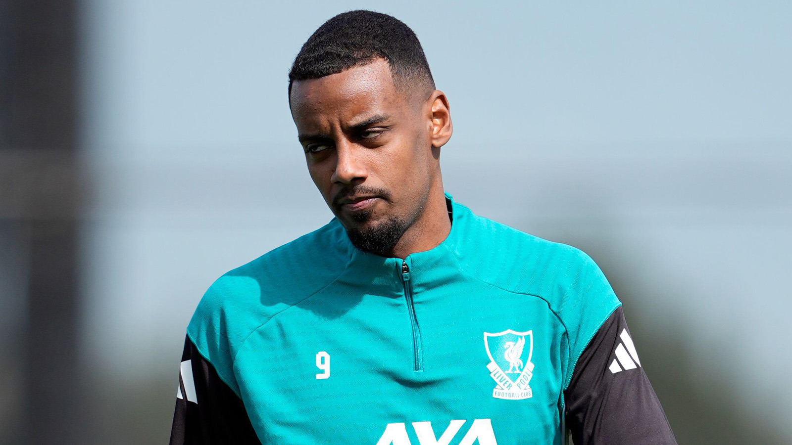 Beskedet: Alexander Isak med i Liverpools trupp mot PSG