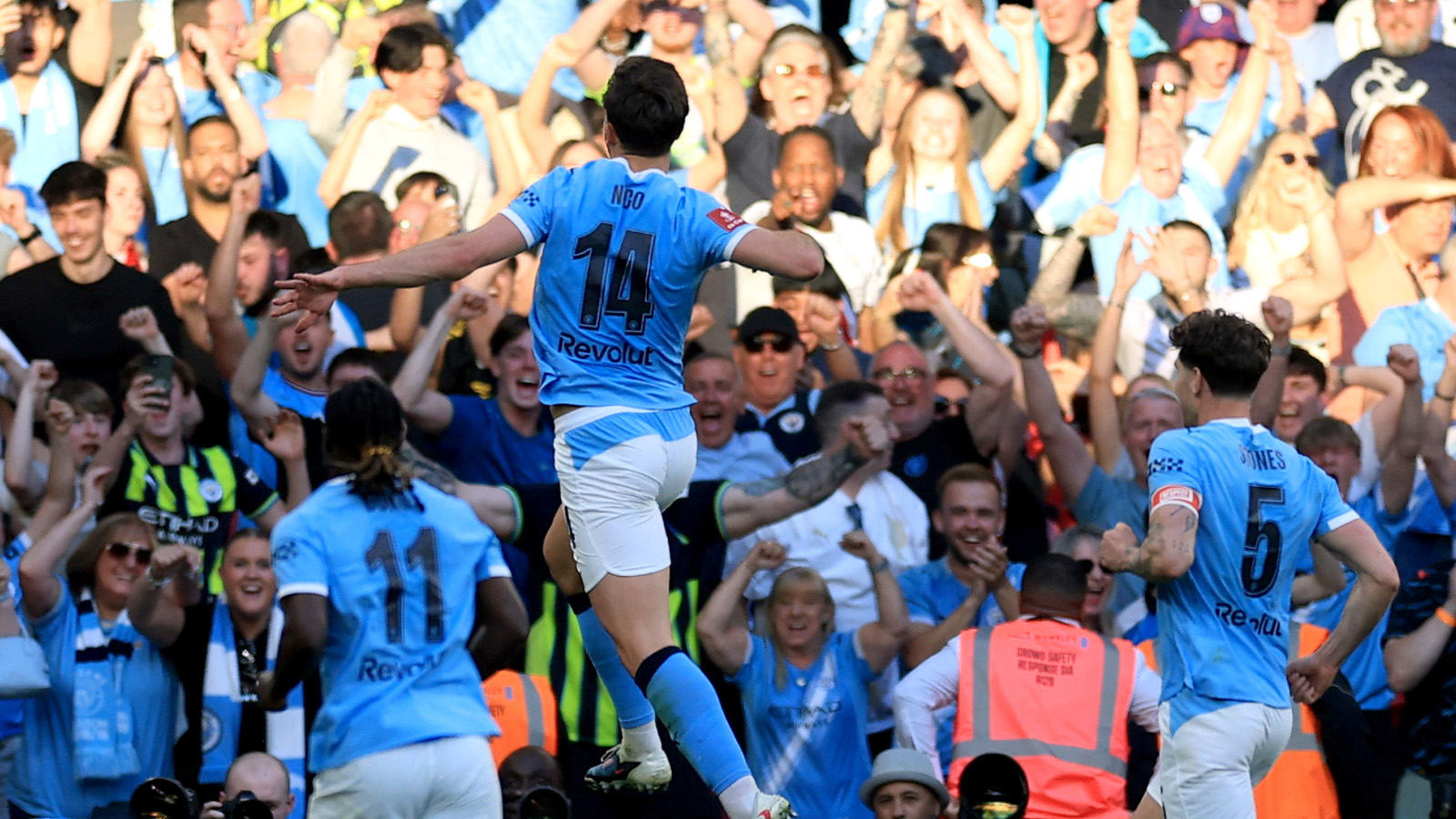 Manchester City till final i FA-cupen – efter sen vändning