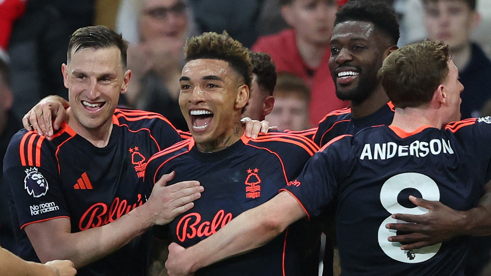 JUST NU: Galna scener – Forest gör tre mål på sex minuter