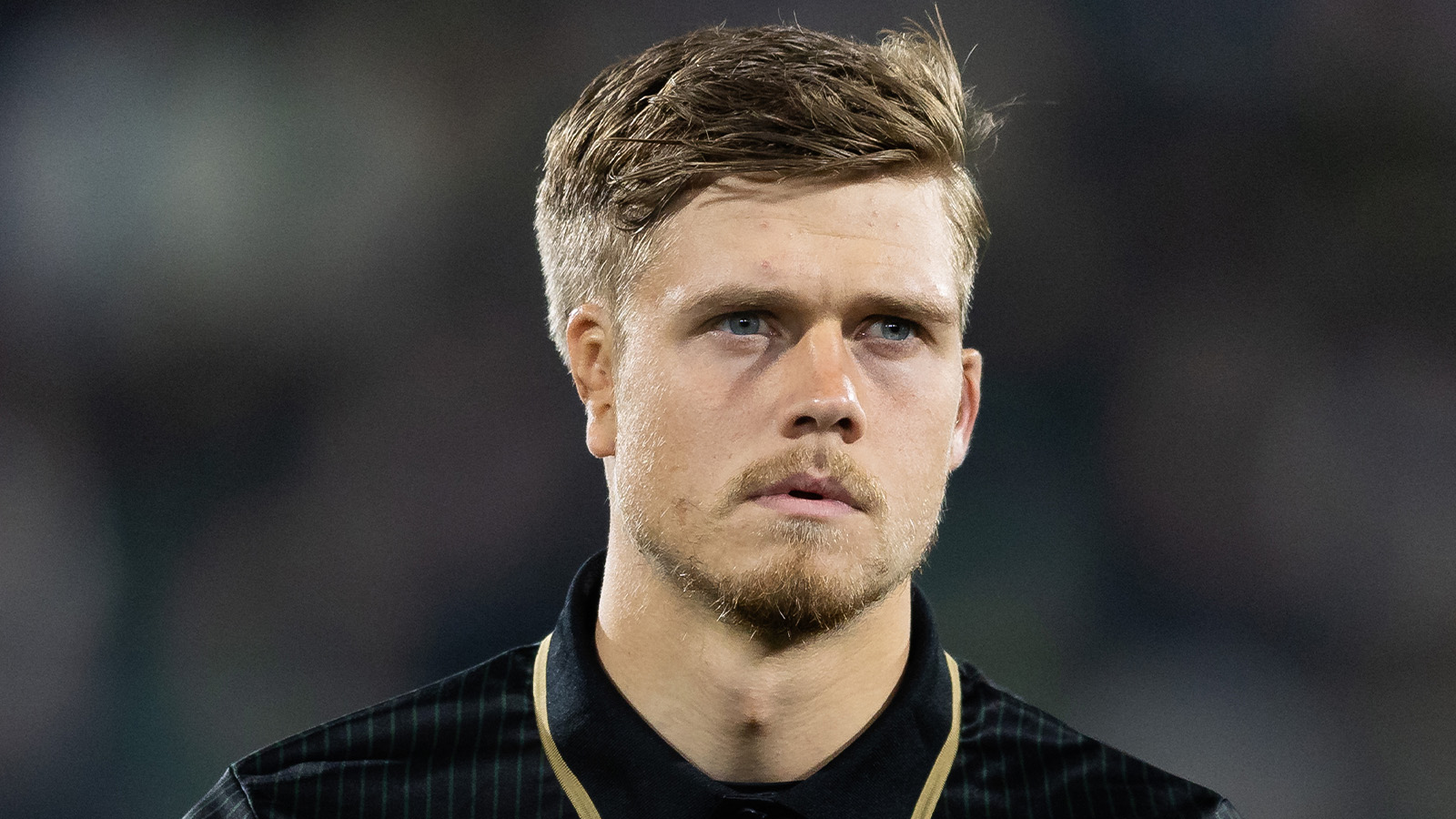 Gais tunga besked: Holmens korsband är av