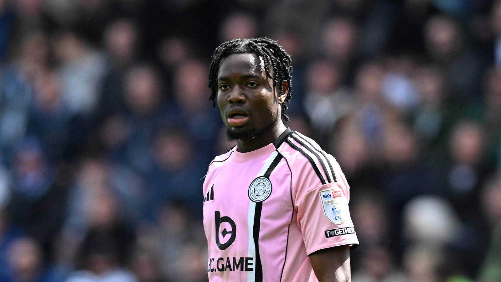 Leicester nära nytt fiasko – på väg ur