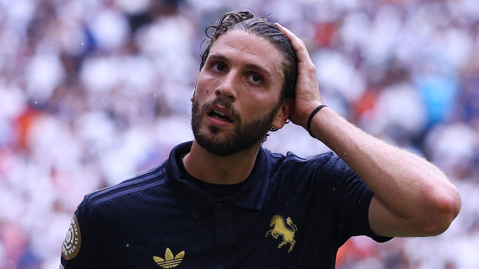 Klart: Juventus förlänger med Locatelli