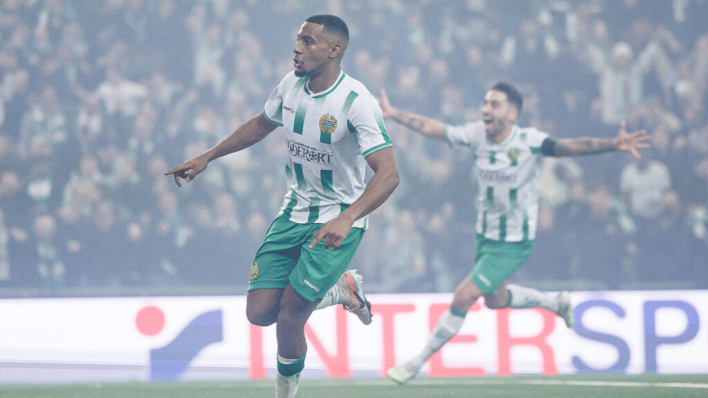 260315 Hammarbys Paulos Abraham jublar efter 1-0 under fotbollsmatchen i Svenska Cupen mellan Hammarby och Djurgården den 15 mars 2026 i Stockholm.
