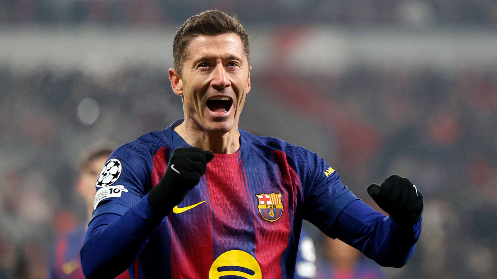Uppgifter: Lewandowski erbjuds nytt kontrakt av Barcelona