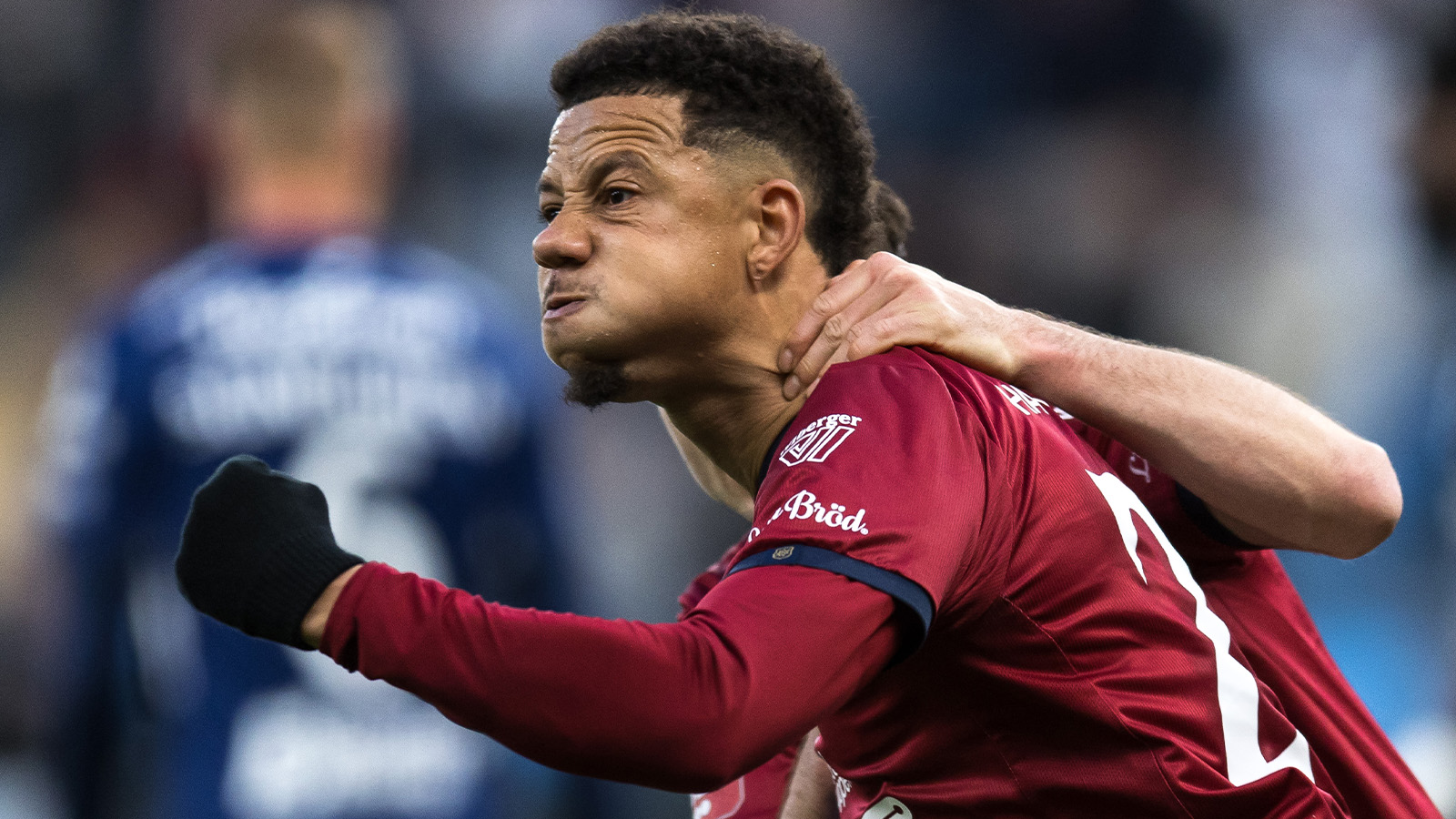 JUST NU: Sana poängräddare från straffpunkten