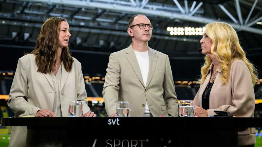 250603 Lotta Schelin, Jonas Eriksson och Jane Björck i SVT-studion inför Nations League-matchen i damfotboll mellan Sverige och Danmark den 3 juni 2025 i Stockholm.