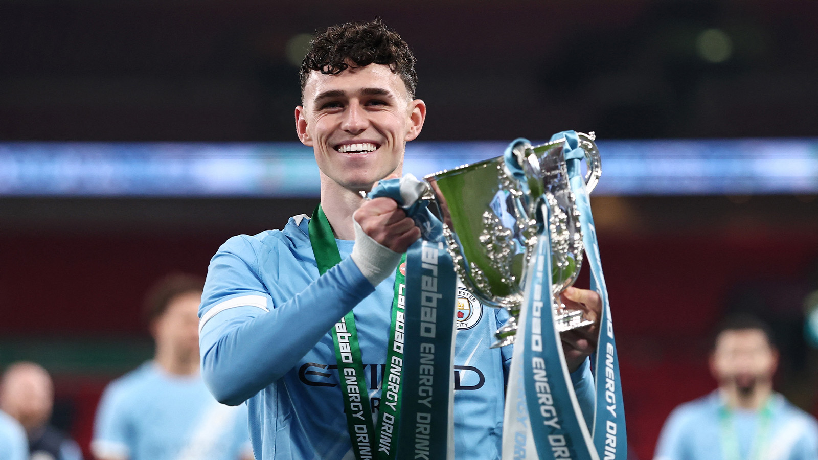 Uppgifter: Foden förlänger med Manchester City