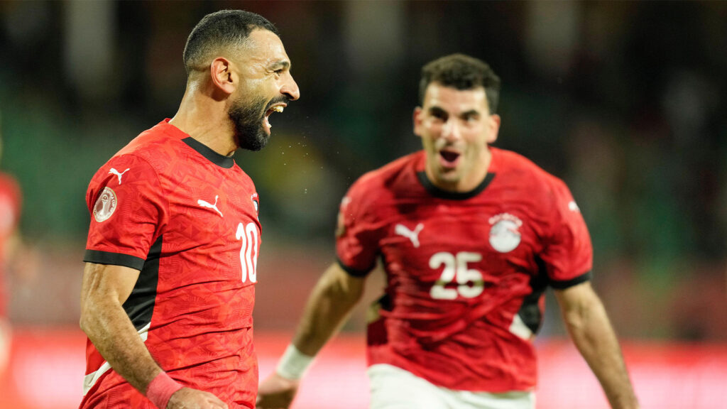 ARKIVBILD – Mohamed Salah från Egypt firar efter att ha gjort lagets tredje mål under åttondelsfinalen i Africa Cup of Nations mellan Egypt och Benin i Agadir, Morocco, måndagen den 5 januari 2026. (AP Photo/Mosa'ab Elshamy, arkivbild)