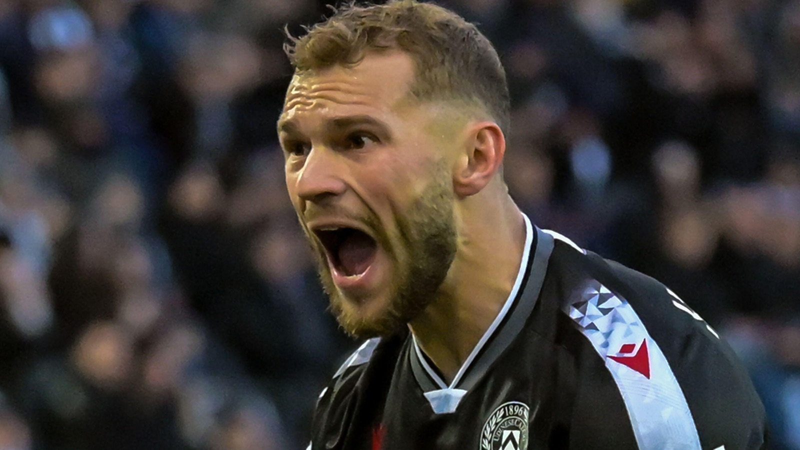 Karlström sätter ner foten: ”Ni borde skämmas”