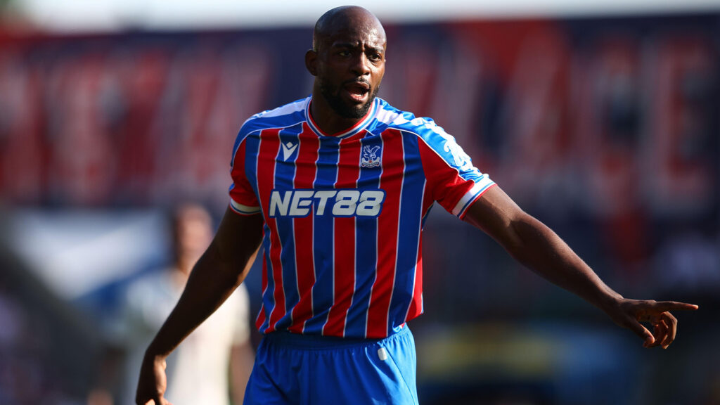 LONDON, Storbritannien – 24 maj 2026: Jean-Philippe Mateta i Crystal Palace FC ser på under Premier League-matchen mellan Crystal Palace FC och Arsenal FC på Selhurst Park. (Foto: Craig Mercer/Alamy Live News)
