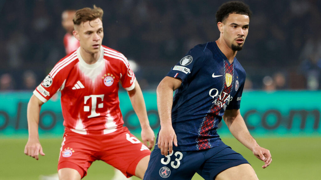 Paris, Frankrike. 28 april 2026. Warren Zaire-Emery från PSG, till vänster Joshua Kimmich från Bayern München under den första semifinalen i UEFA Champions League mellan Paris Saint-Germain (PSG) och FC Bayern München den 28 april 2026 på Parc des Princes i Paris, Frankrike.