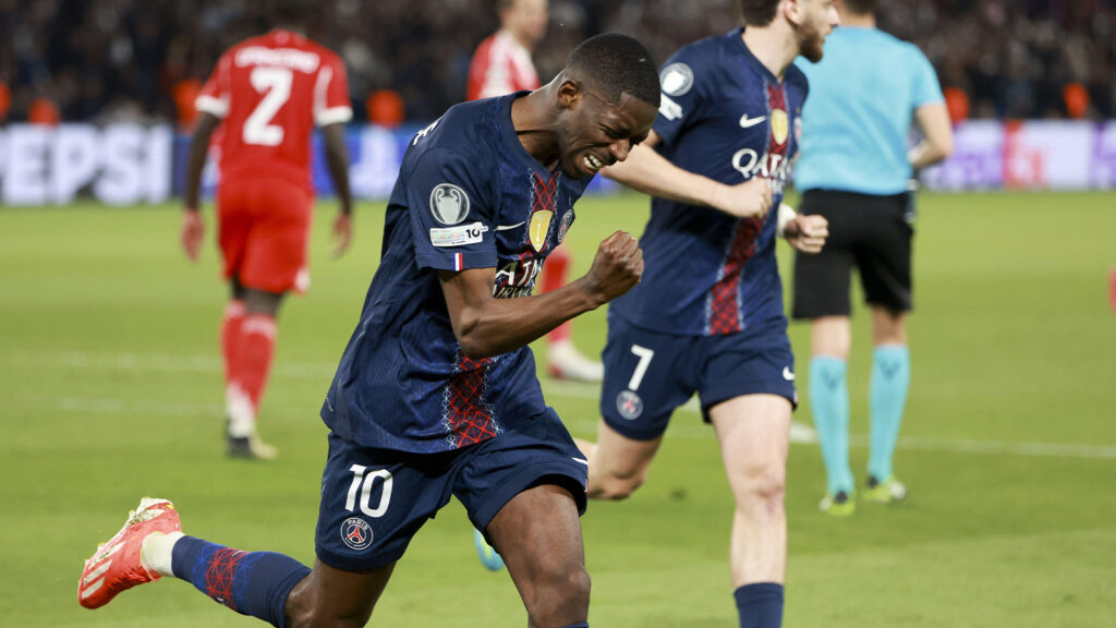 Ousmane Dembele från PSG firar sitt mål under den första semifinalen i UEFA Champions League mellan Paris Saint-Germain (PSG) och FC Bayern München den 28 april 2026 på Parc des Princes i Paris, Frankrike.