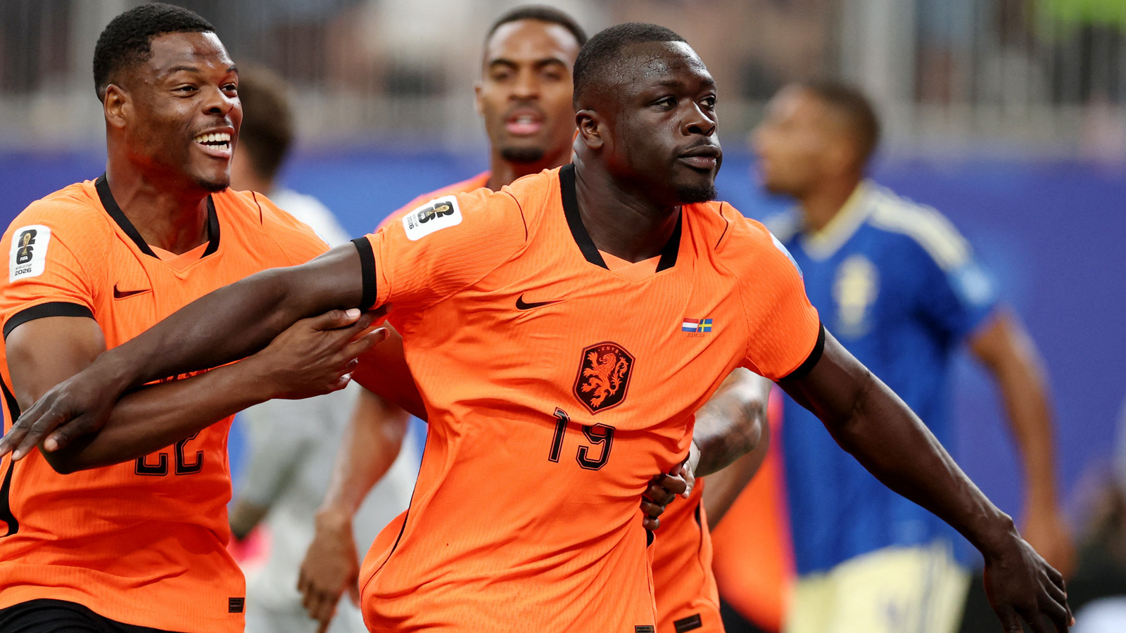 JUST NU: Svensk mardröm – Brobbey tvåmålsskytt