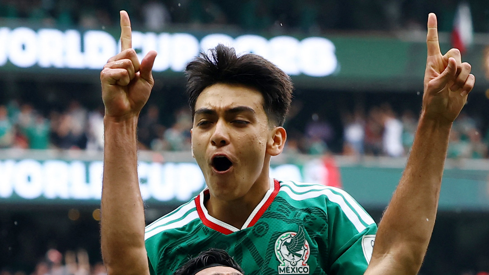 17-åringen Gilberto Mora gör VM-debut
