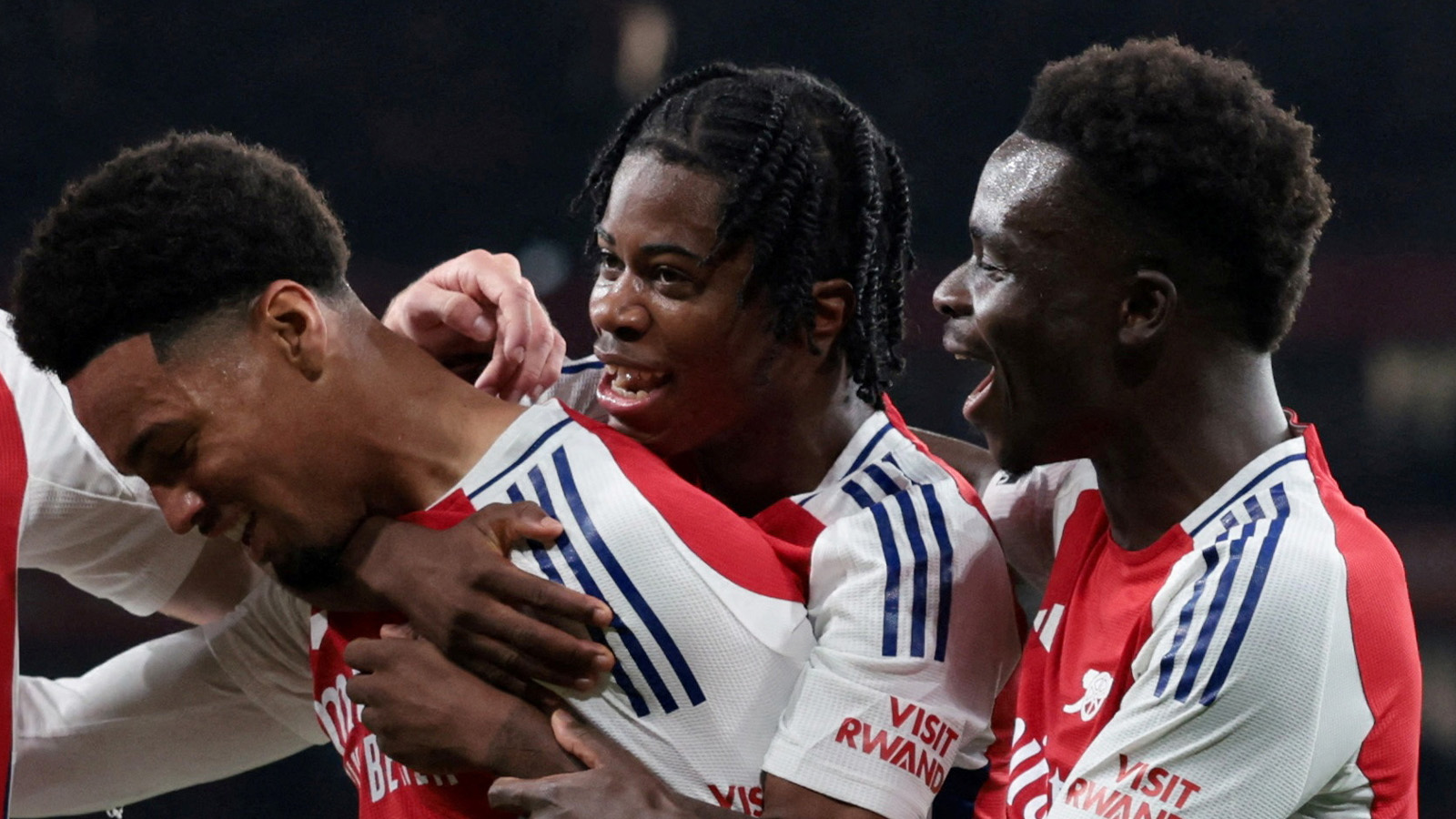 Klart: Arsenal släpper åtta spelare
