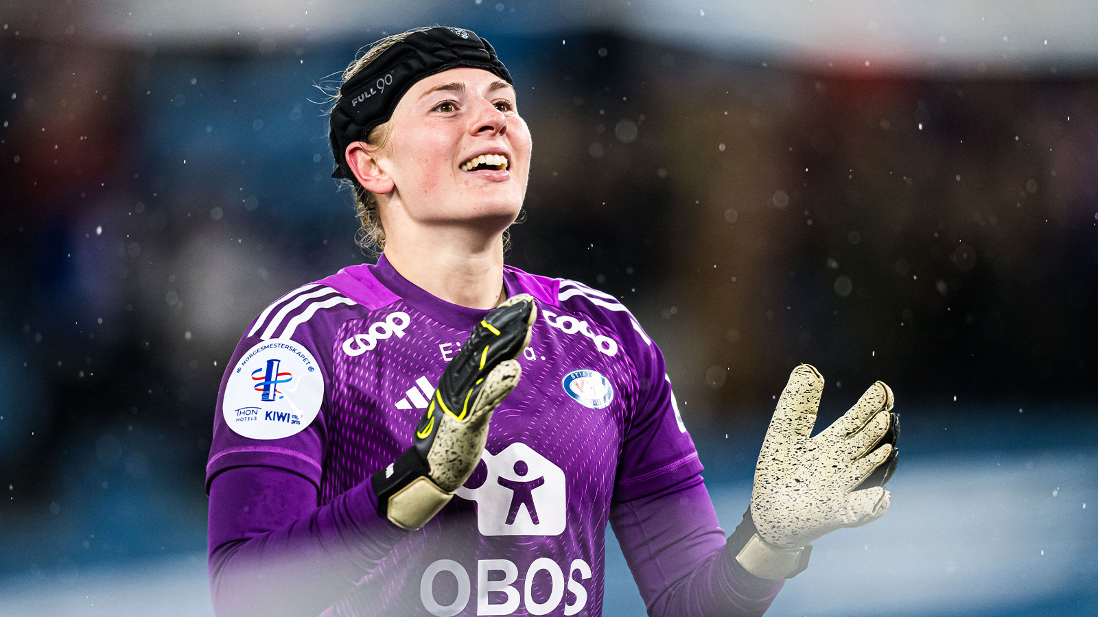 Mardrömmen: Tove Enblom korsbandsskadad