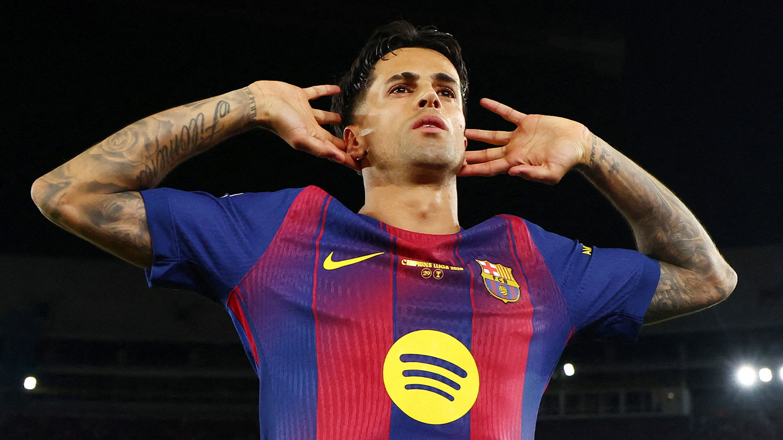 Uppgifter: Cancelo överens – stannar i Barcelona