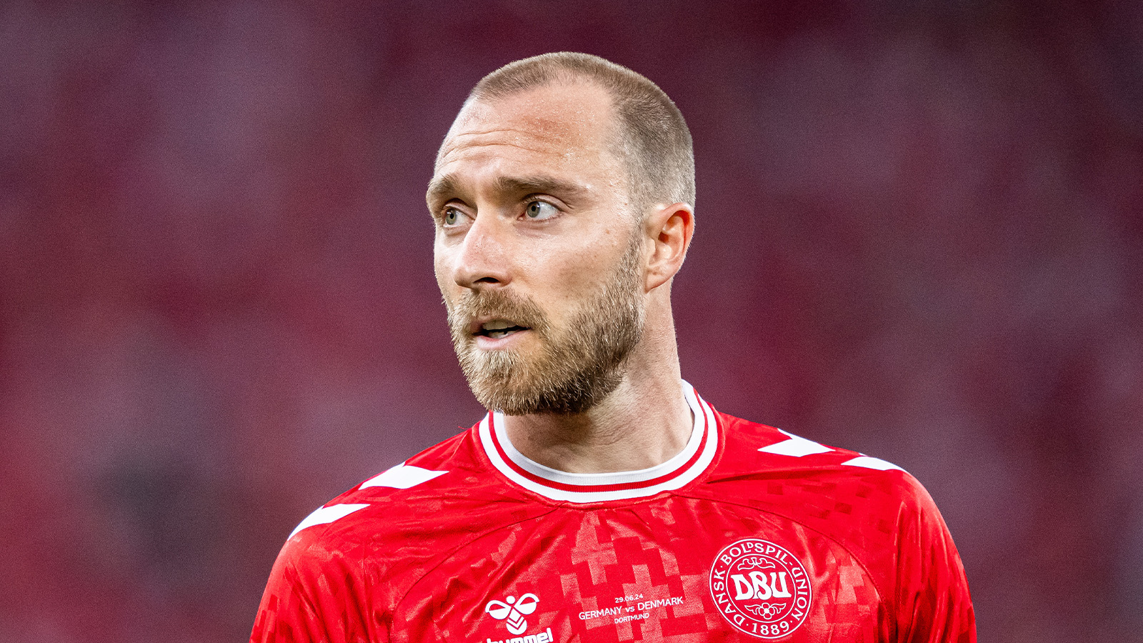 Läkaren om Eriksen: ”Han är med sin familj och på gott humör”