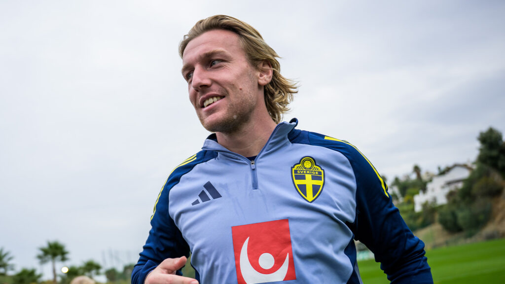**Emil Forsberg i det svenska herrlandslaget efter en träning den 13 november 2025 i Marbella.**
