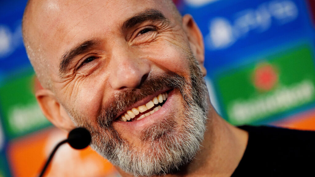 **Arkivbild från den 24 november 2025 av Chelseas dåvarande huvudtränare Enzo Maresca. Enzo Maresca har utsetts till ny manager för Manchester City på ett treårskontrakt, meddelade klubben på måndagen den 29 juni 2026.**