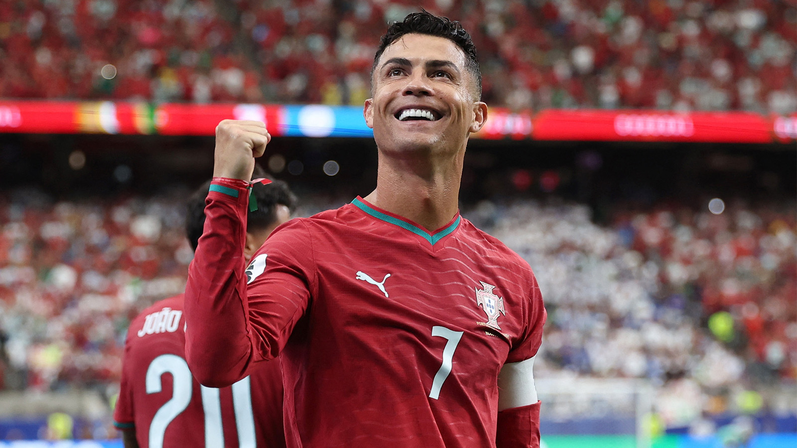 Portugal vann – Ronaldo blev historisk