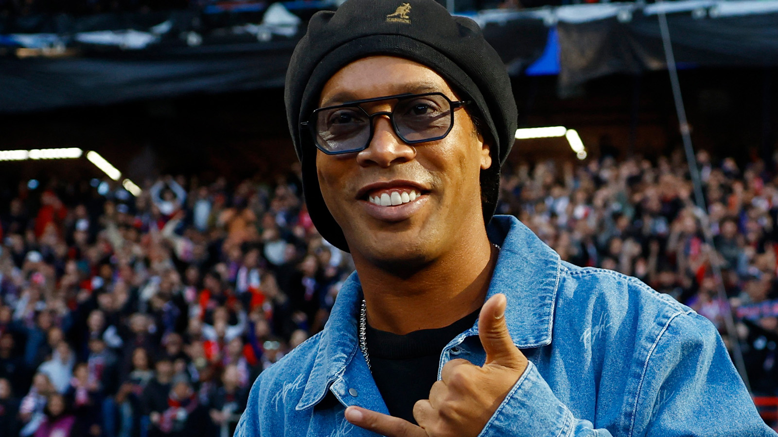 Officiellt: Ronaldinho gör sensationell comeback