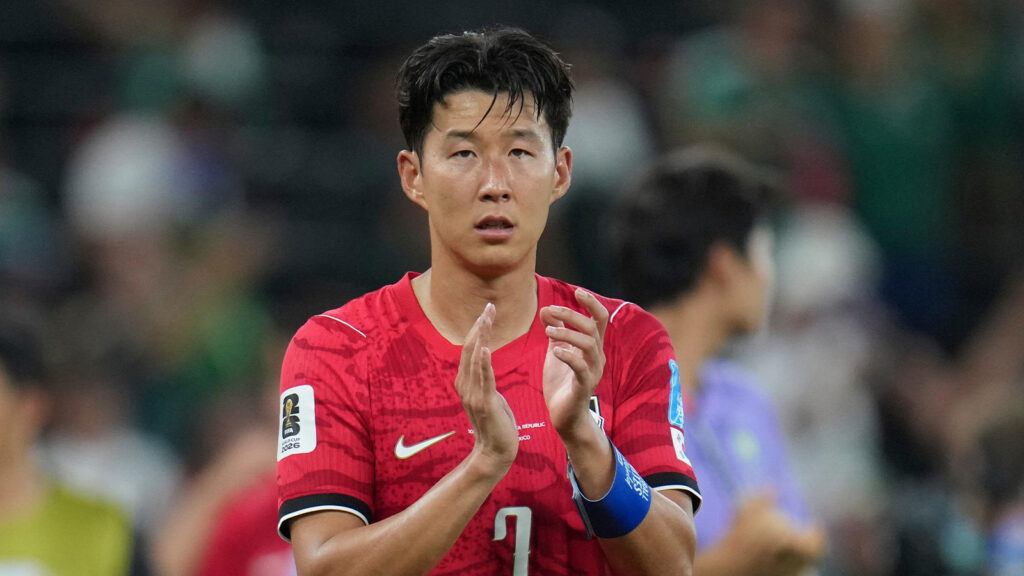 **Sydkoreas Son Heung-min reagerar efter grupp A-matchen mellan Sydafrika och Sydkorea i fotbolls-VM 2026 i Guadalupe, nära Monterrey, Mexiko, den 24 juni 2026. (Foto: AP Photo/Matias Delacroix)**
