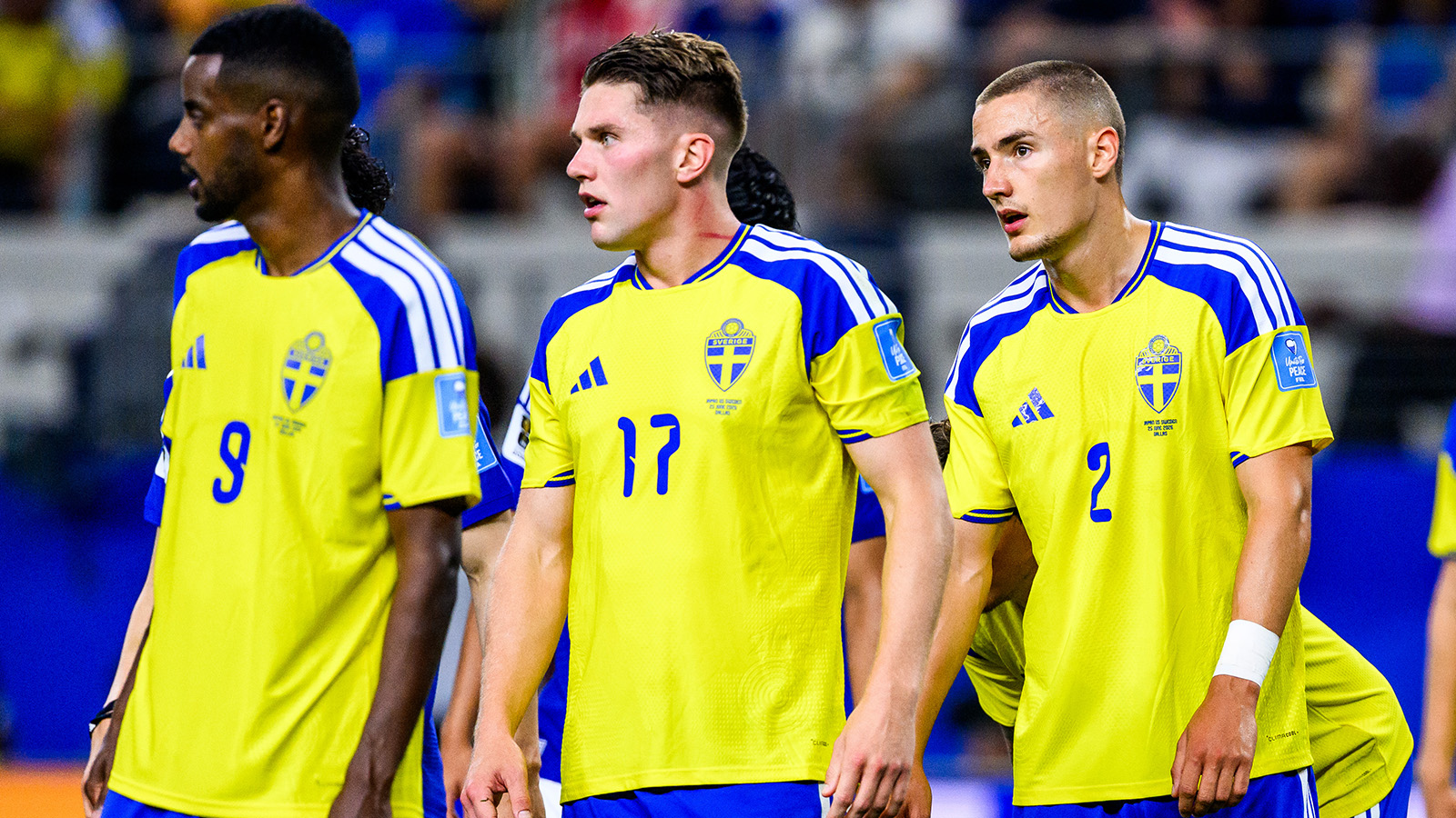 **Alexander Isak, Viktor Gyökeres och Gustaf Lagerbielke i Sverige under grupp F-matchen mellan Japan och Sverige i fotbolls-VM 2026 den 25 juni 2026 i Dallas.**
