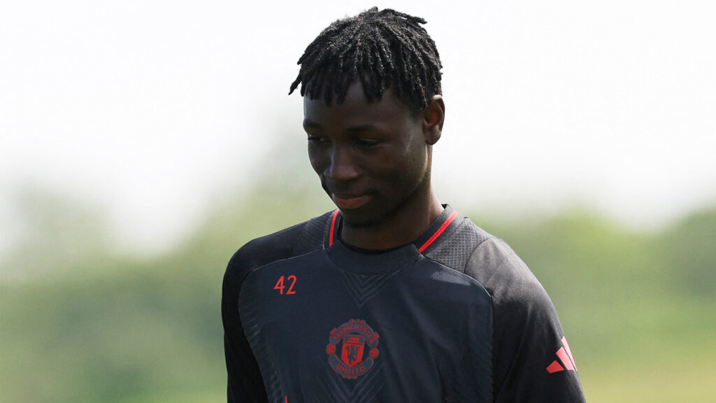 Fotboll, Europa League Soccer Football - Europa League - Europa League - Final - Manchester United Media Day - Trafford Training Centre, Carrington, Britain - May 14, 2025 Manchester United's Sekou Kone during the media day Action. 