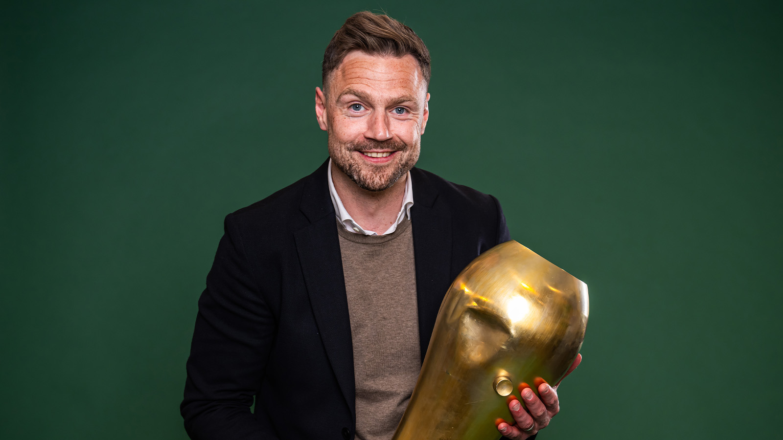 Bajens besked: Sportchefen saknas på obestämd tid