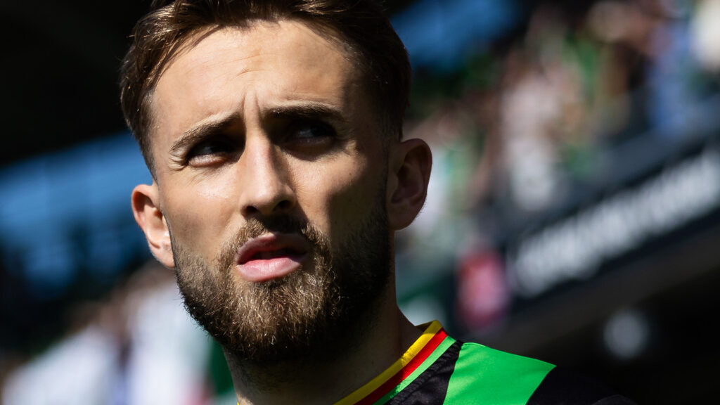 GAIS Jack Cooper-Love innan fotbollsmatchen i Allsvenskan mellan GAIS och Häcken den 25 maj 2024 i Göteborg.