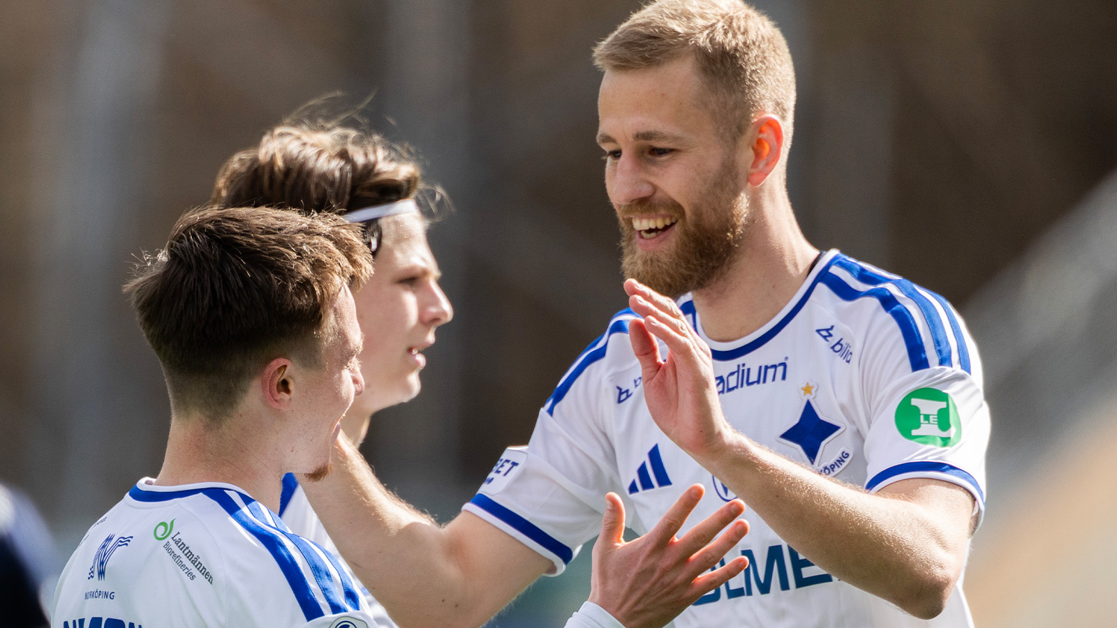 Officiellt: Profilen stannar i IFK Norrköping
