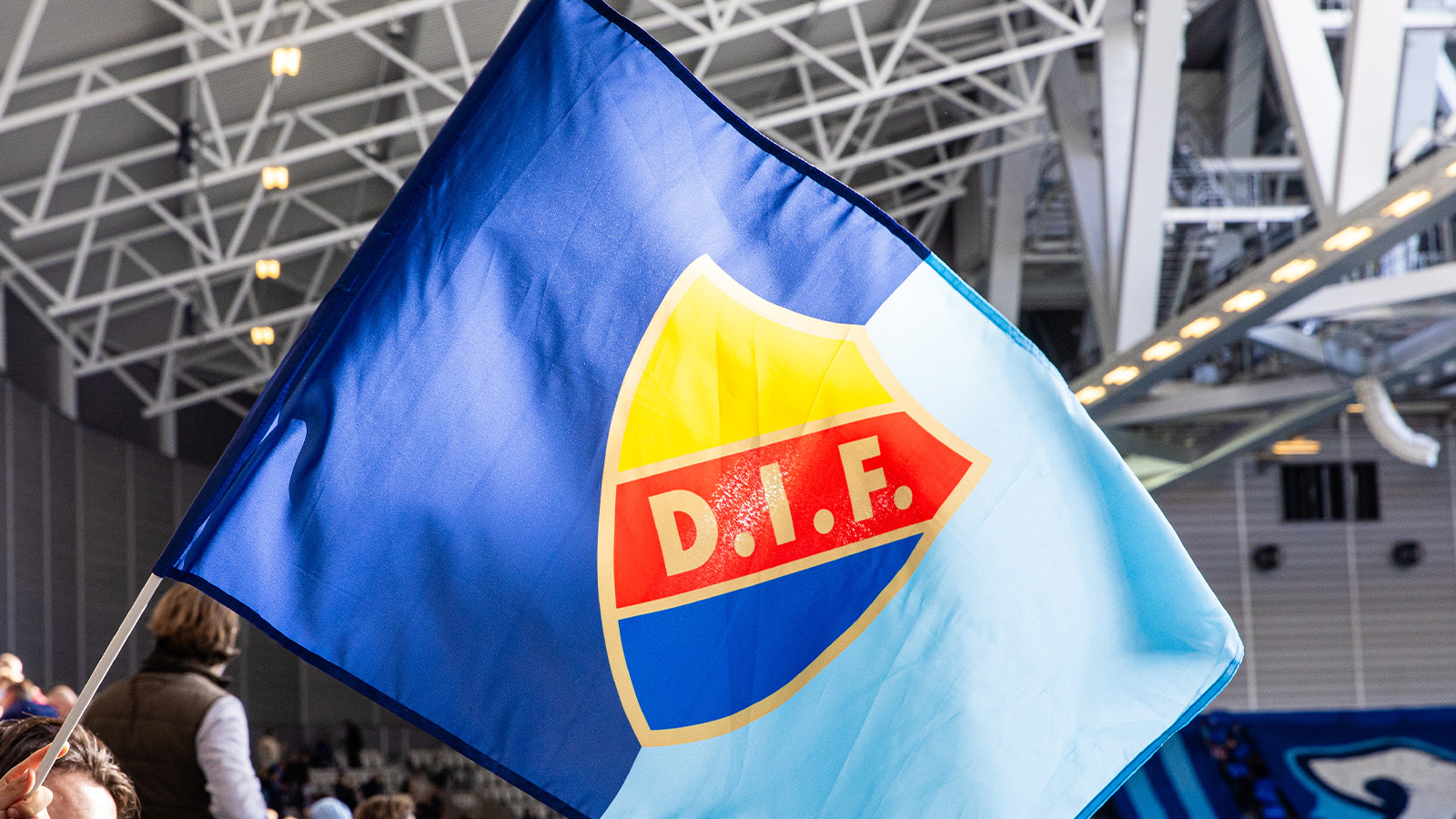 Uppgifter: Djurgården värvar mittfältare