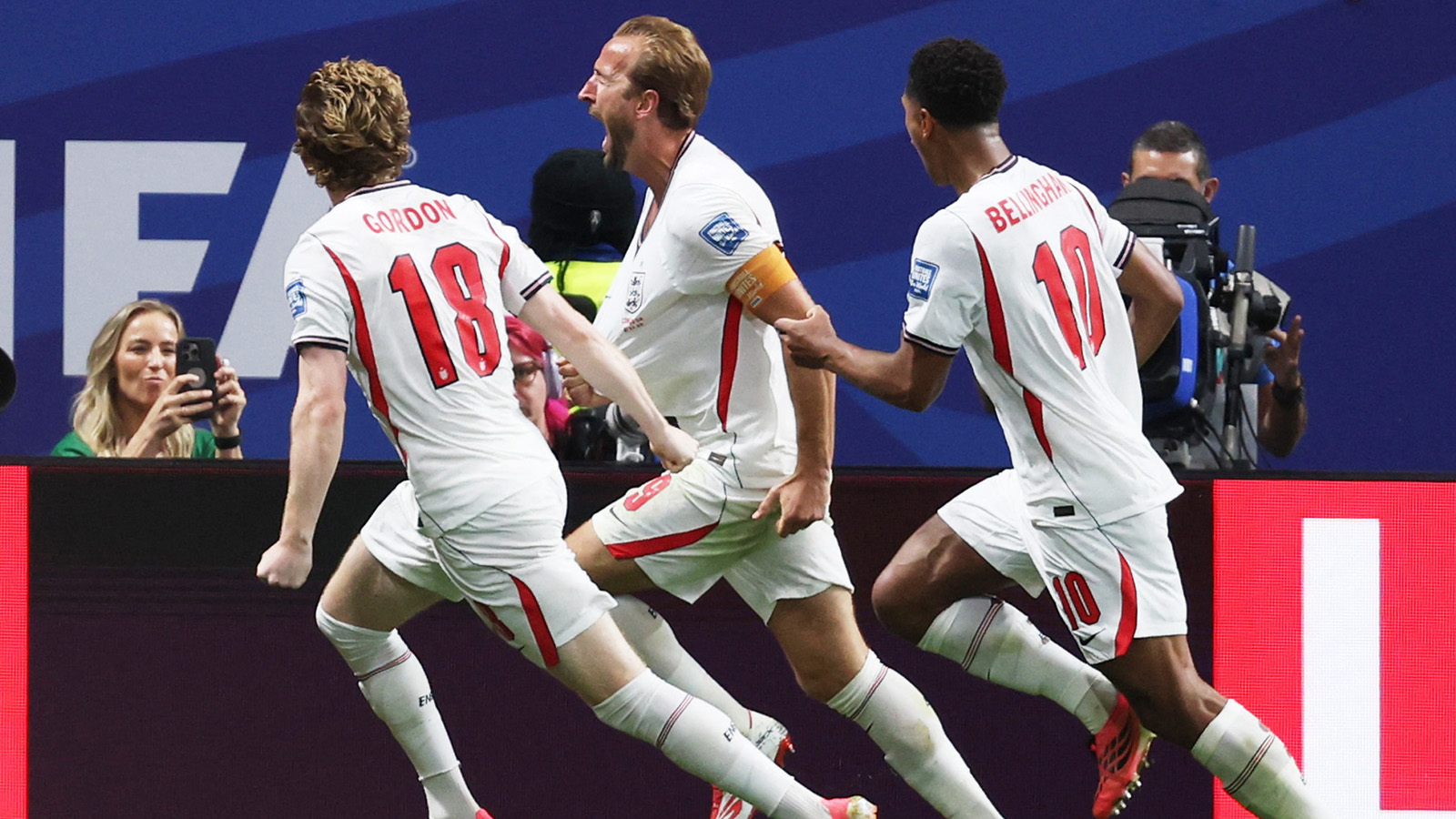 JUST NU: England kvitterar mot Kongo