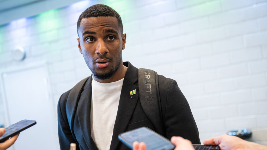 260524 Hammarbys Paulos Abraham efter fotbollsmatchen i Allsvenskan mellan Hammarby och AIK den 24 maj 2026 i Stockholm.