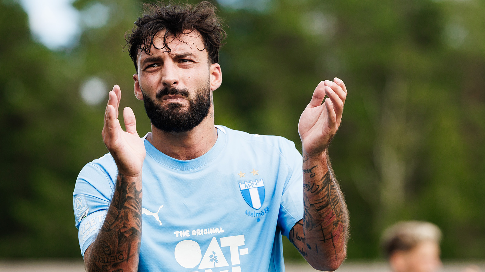 Bekräftar utländskt intresse: ”Då kommer jag lyssna”