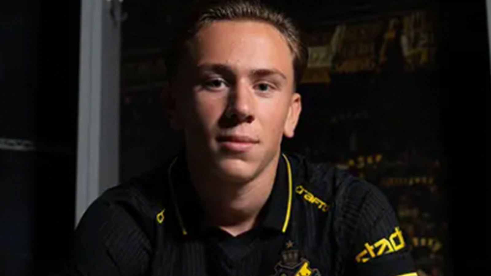 Officiellt: AIK värvar mittfältstalang